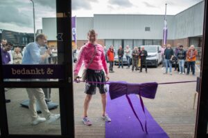 Goes opening klant knippen strik